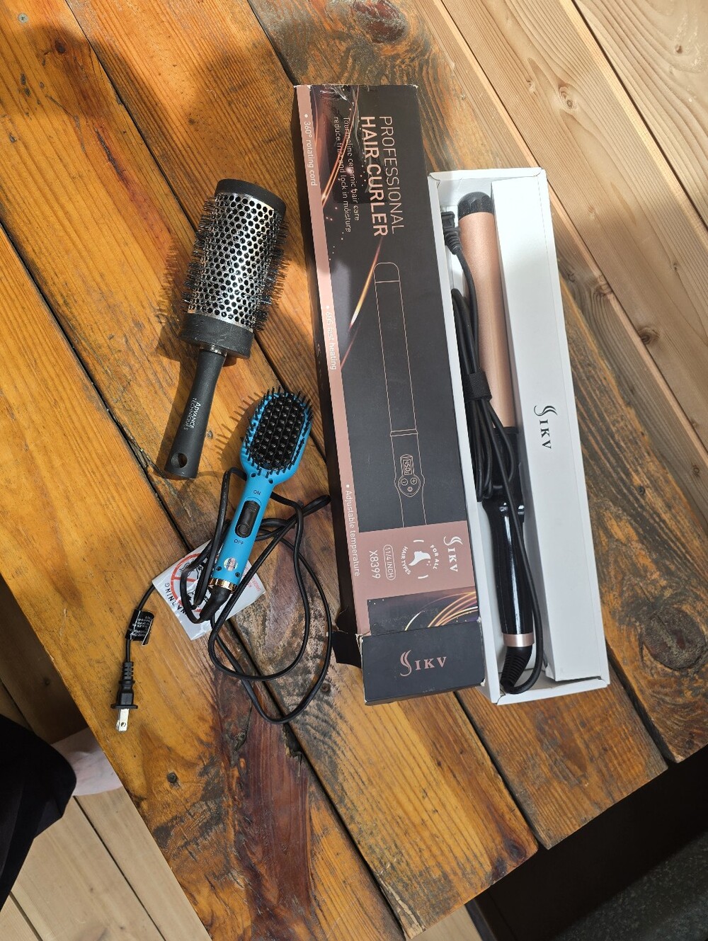 Sikv Professional Hair Curler in Rose Gold with Styling Brushes